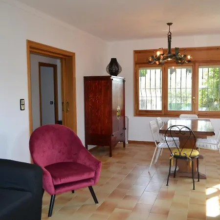 Casa Tranquila Con Jardin, 4 Habitaciones, Cerca De La Playa En - Es-170-65
