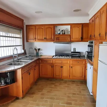 Casa Tranquila Con Jardin, 4 Habitaciones, Cerca De La Playa En - Es-170-65 * Llanca