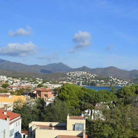 Casa Tranquila Con Jardin, 4 Habitaciones, Cerca De La Playa En - Es-170-65 * Llanca