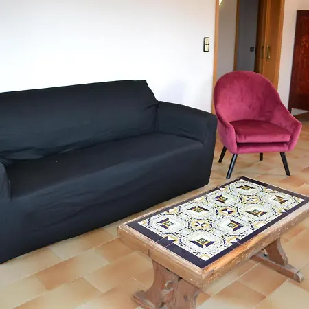 Casa Tranquila Con Jardin, 4 Habitaciones, Cerca De La Playa En - Es-170-65 Villa