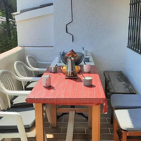 Casa Tranquila Con Jardin, 4 Habitaciones, Cerca De La Playa En - Es-170-65 *